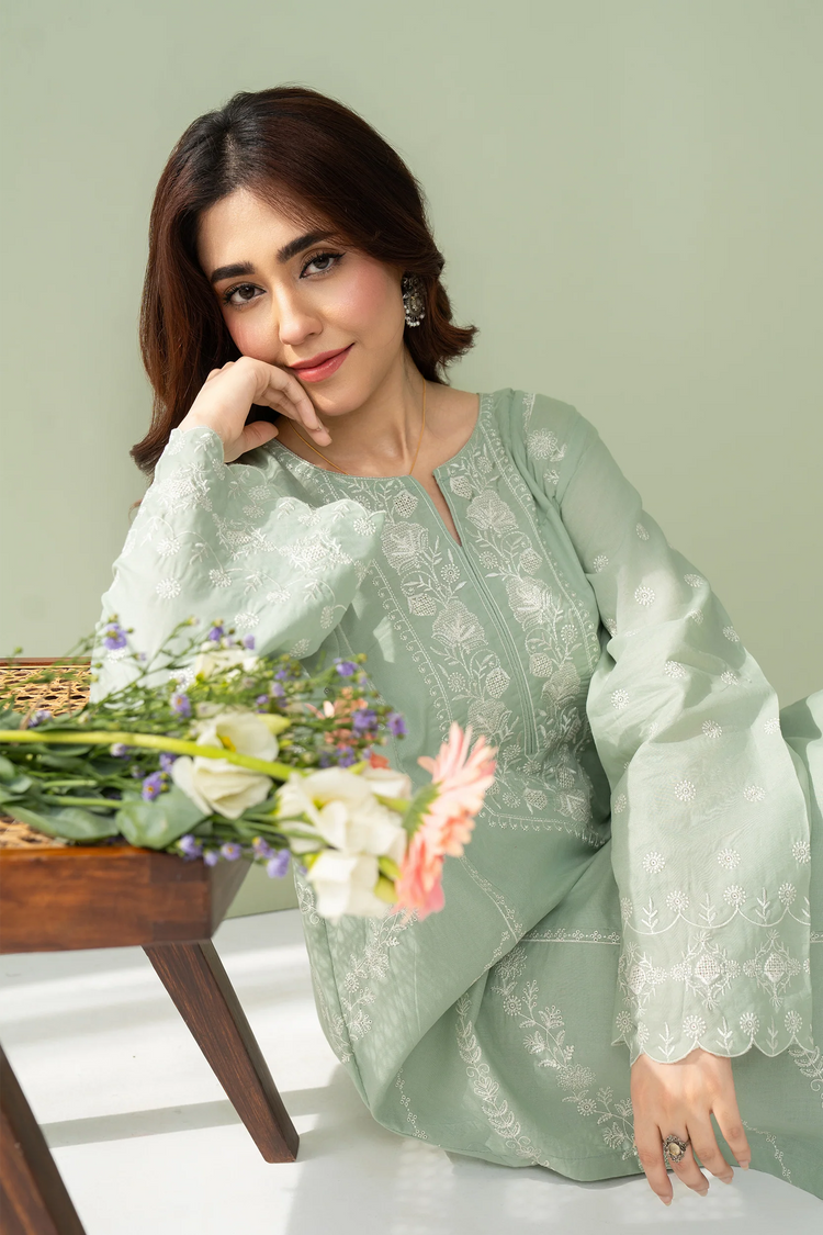 Adaa 2 Piece