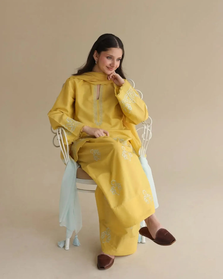 Nina 3 Piece