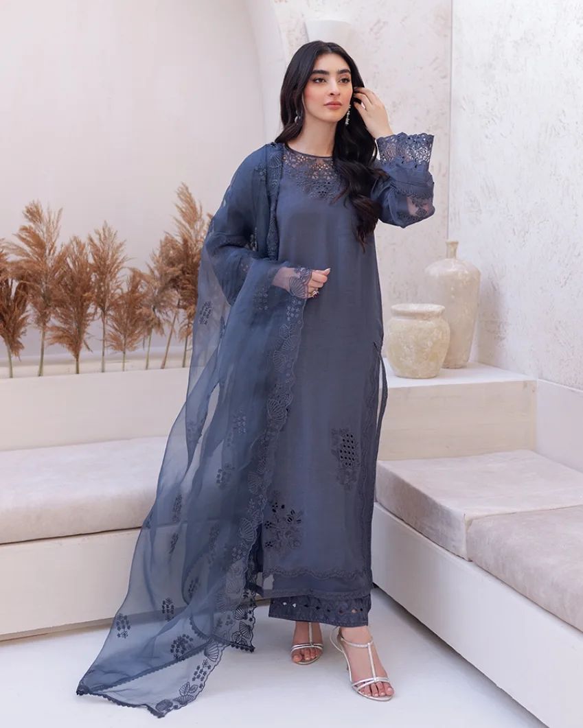 Silver Dream (Flat 47% Discount) - PEZ59