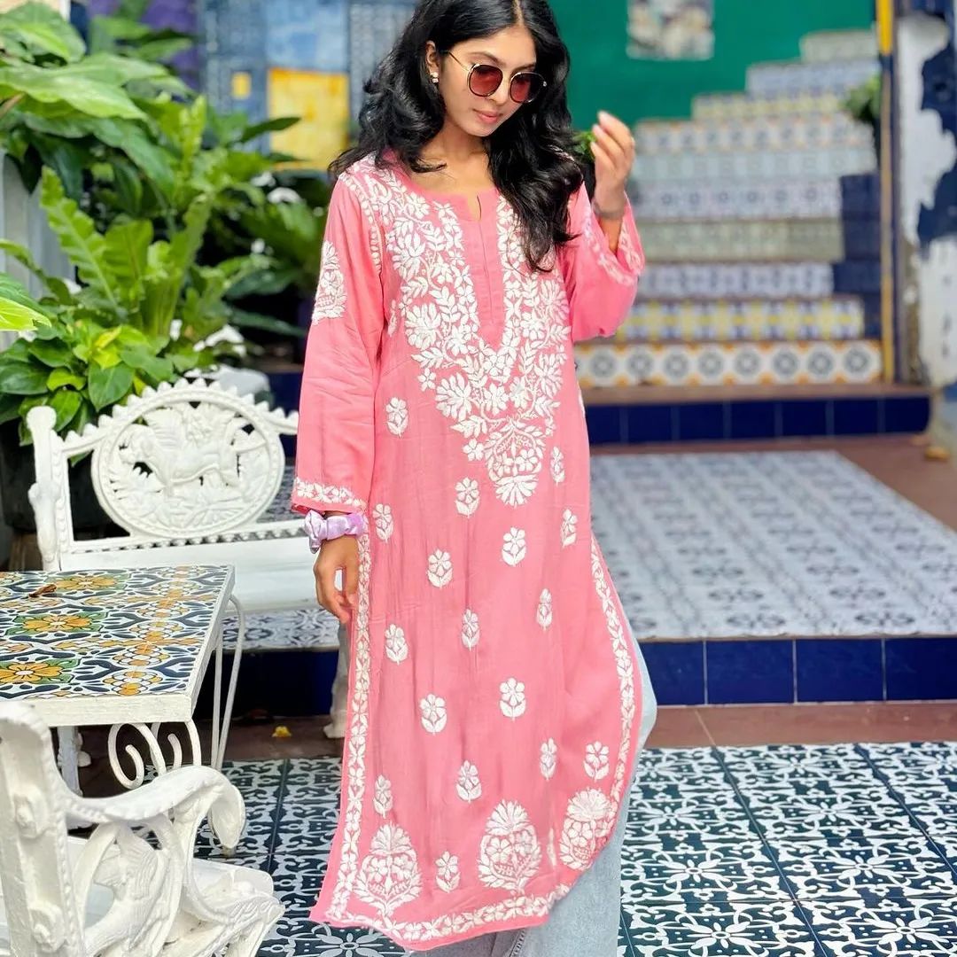 Pezwaan Indian Chicken Kari Shirt (Light Pink)