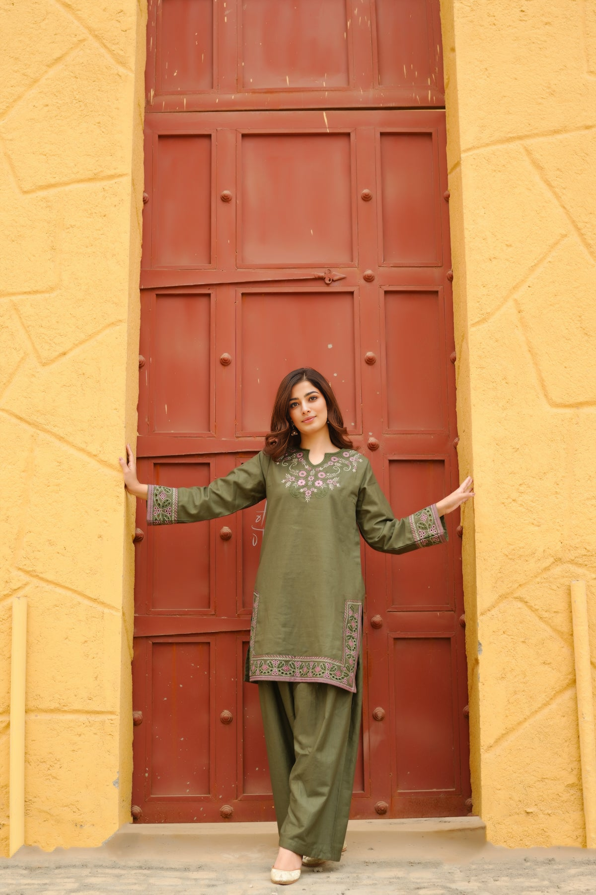 Zimal 2Pc (Farshi Shalwar)  - PEZ11