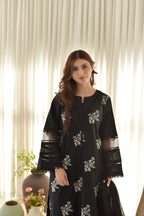 Black Blossom 3PC