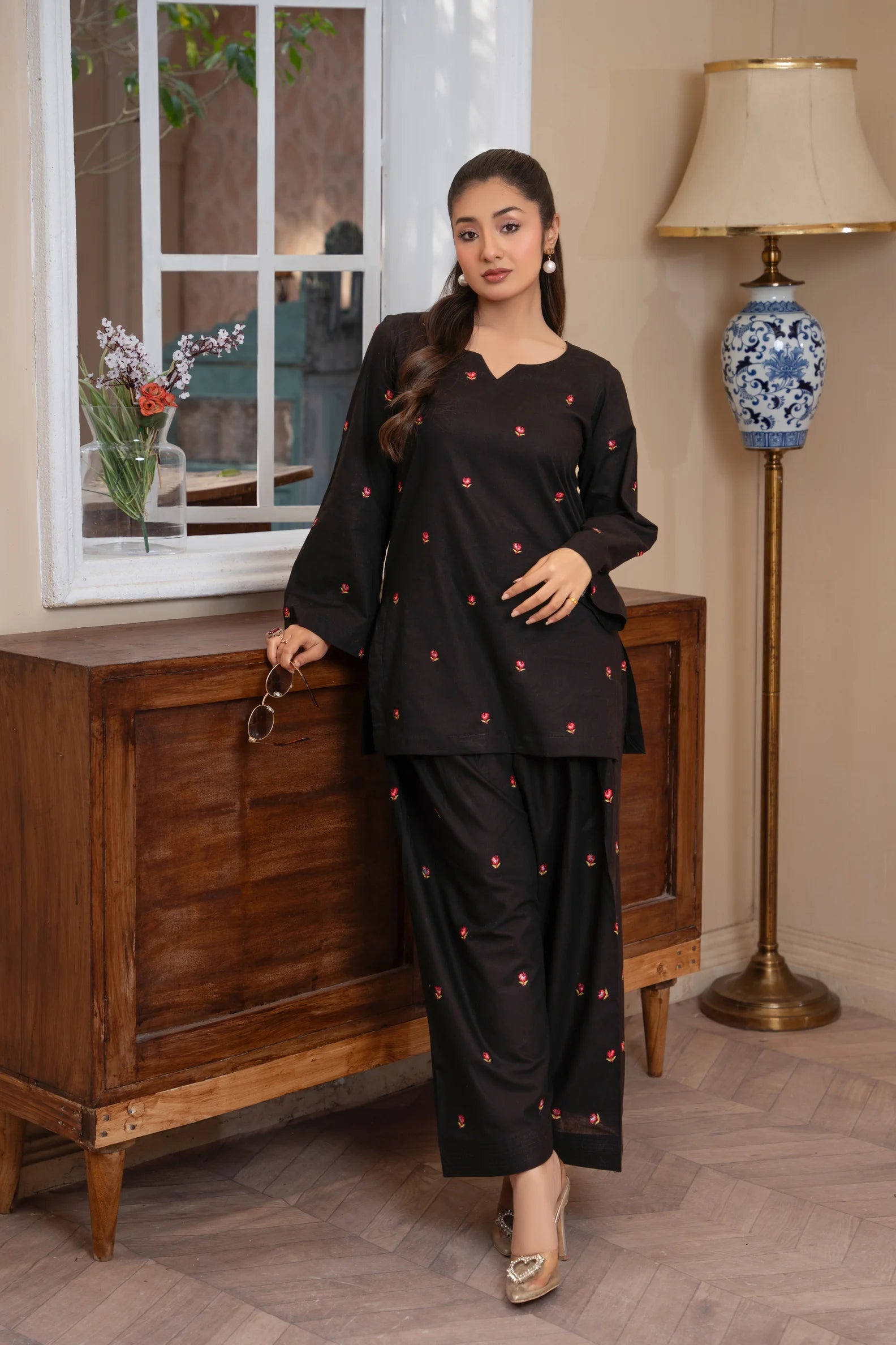 Sarosh 2PC (Farshi Shalwar)  - PEZ18
