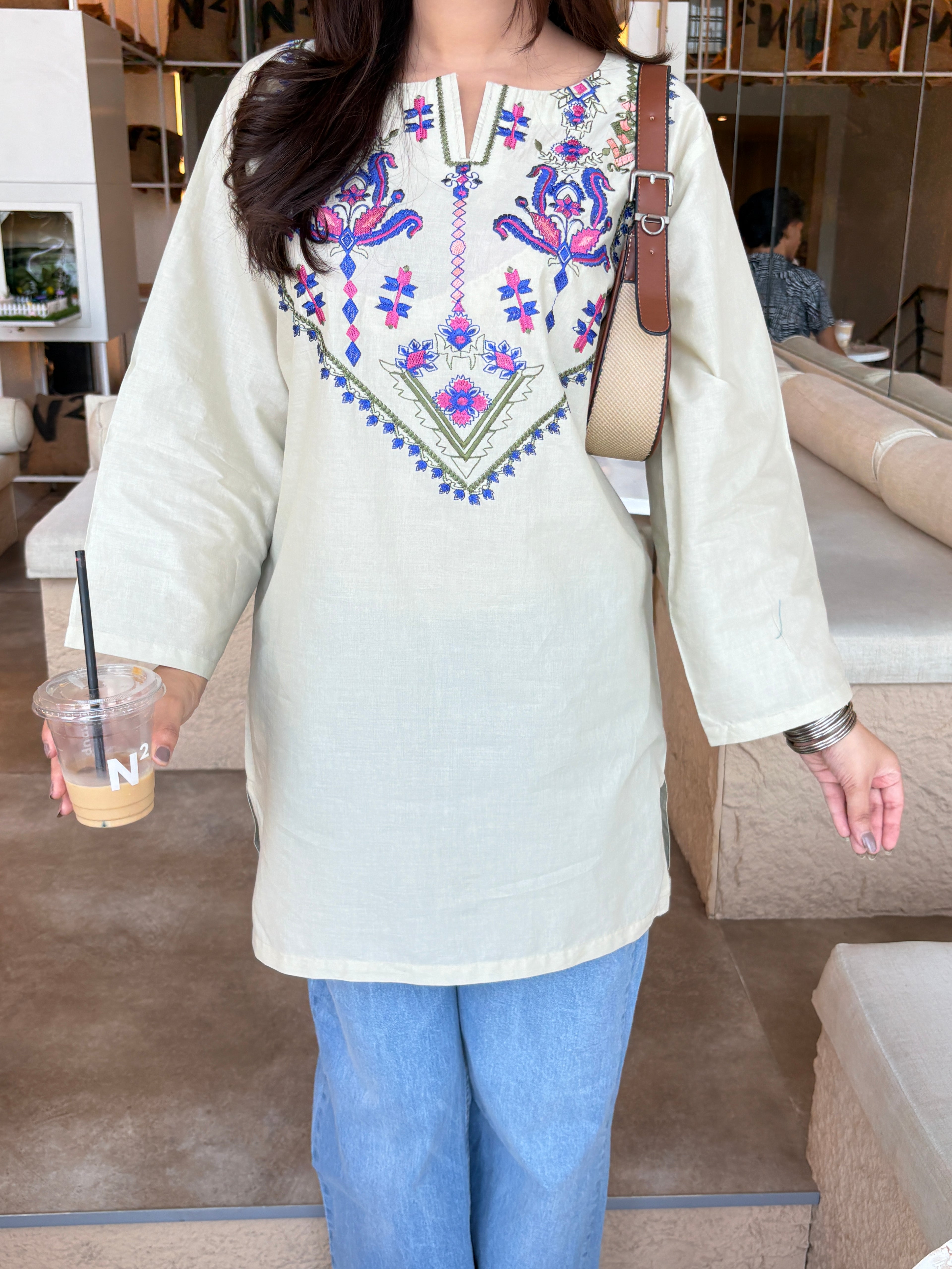 ivory kurti