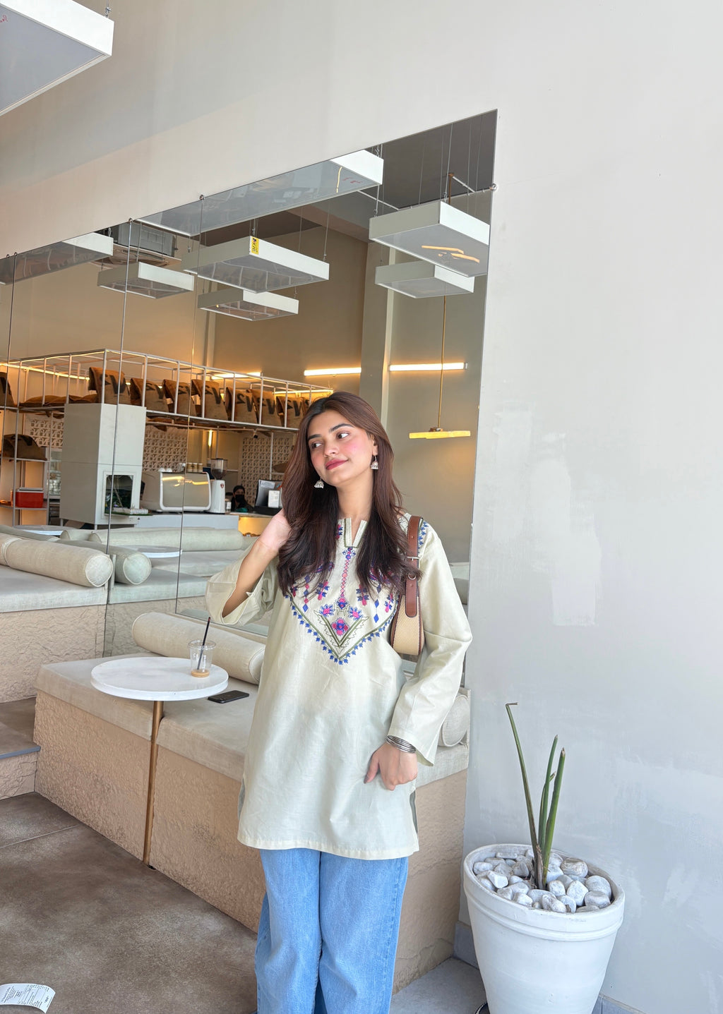 ivory kurti