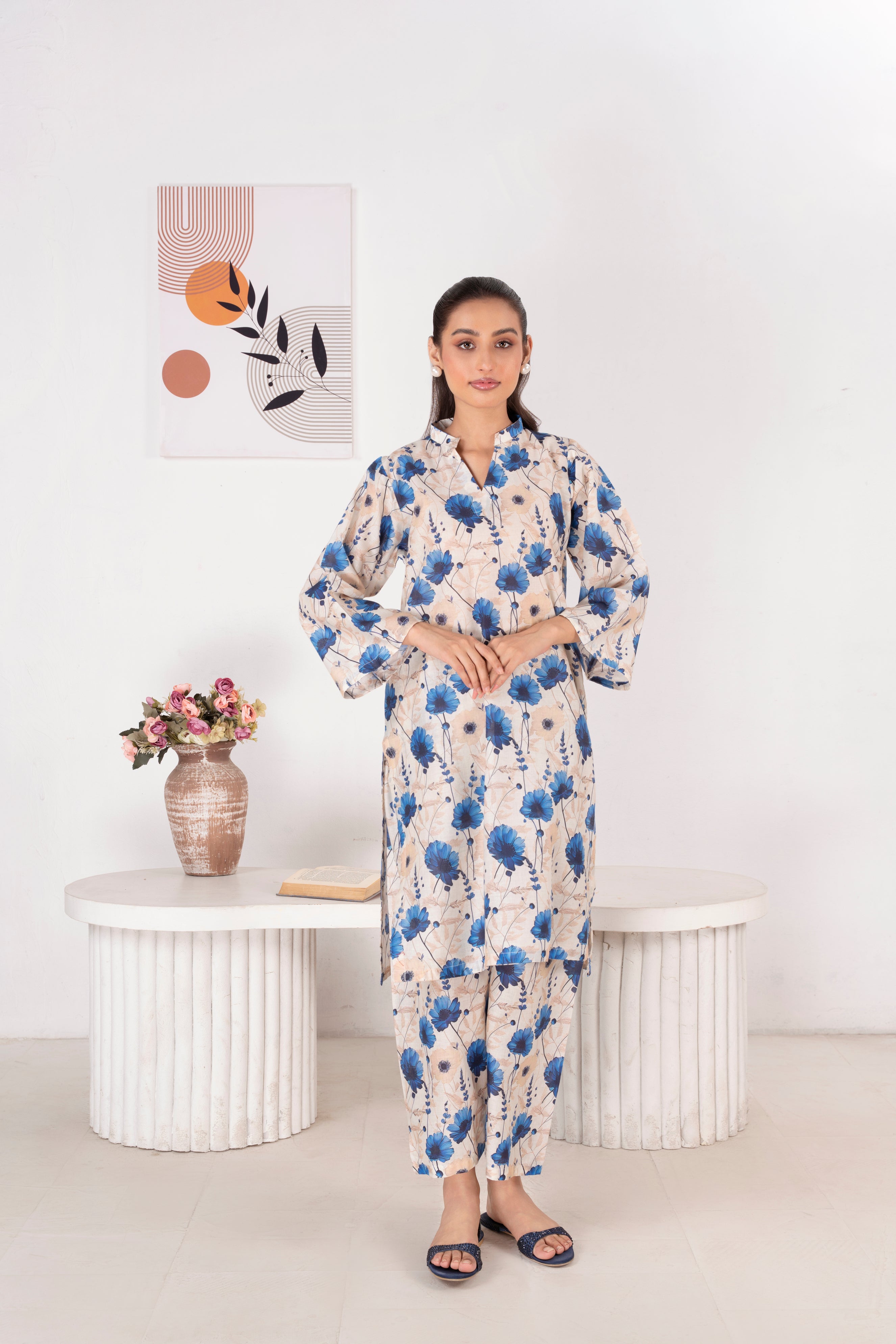 Unstitched Lawn 2Pc Printed (Blue)