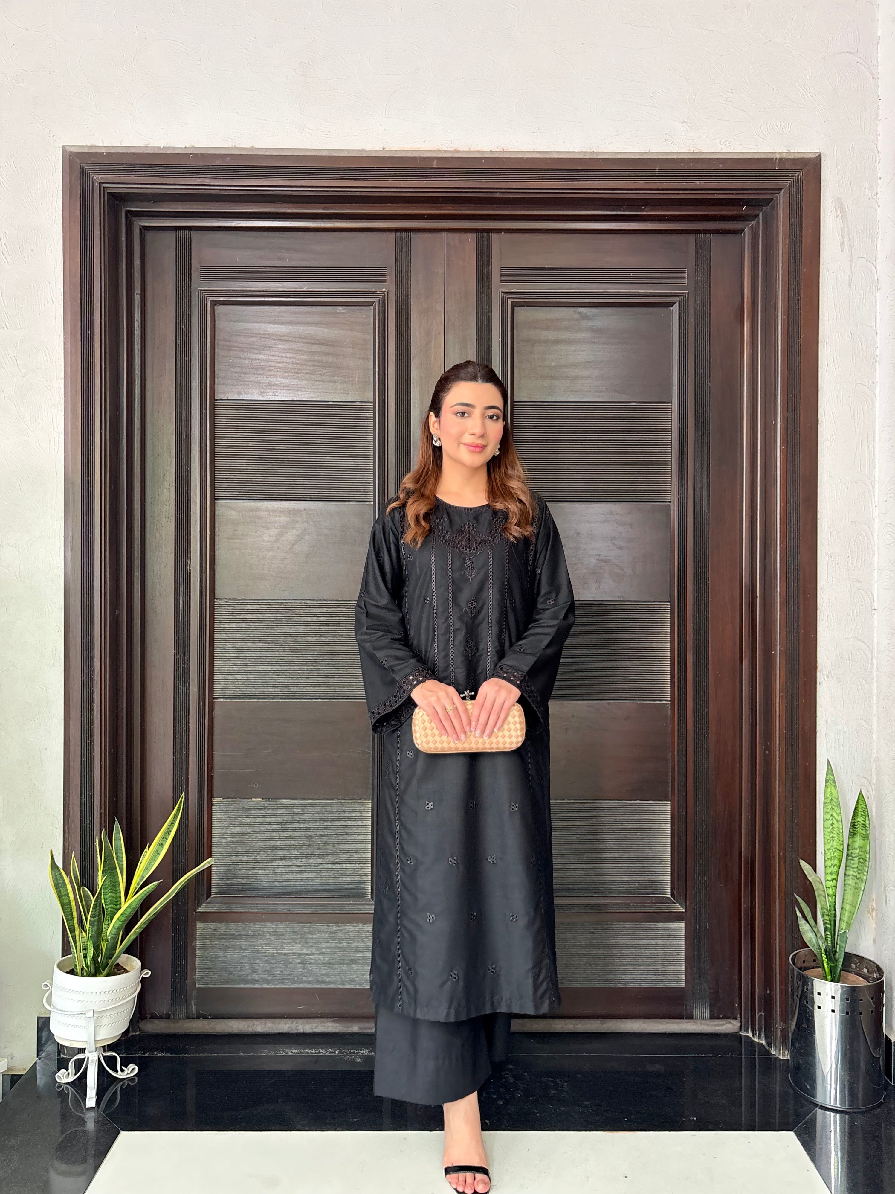 Kaashni Black 2pcs