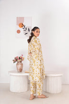 Unstitched Lawn 2Pc Printed (yellowish)