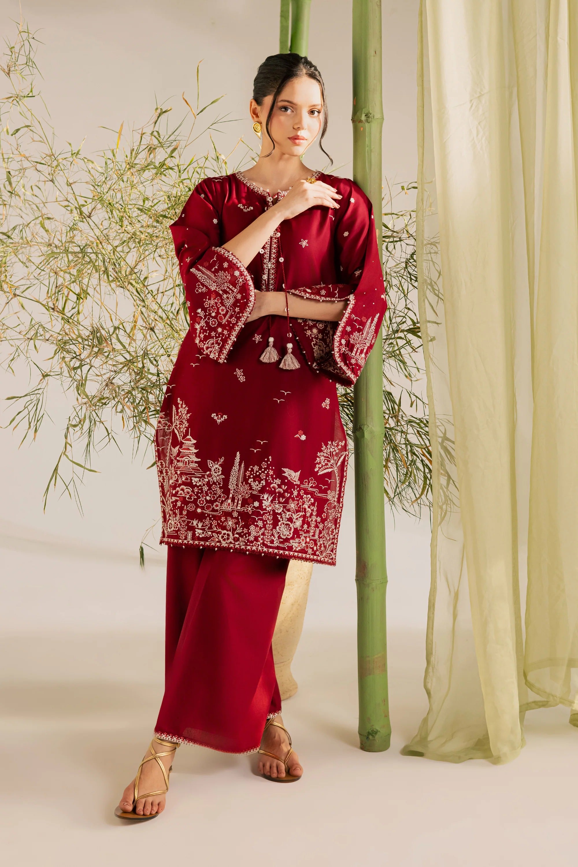 Red Sparrow 2 piece