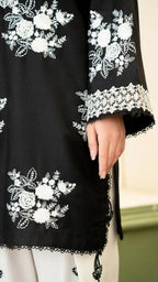 Black Row 3 Piece