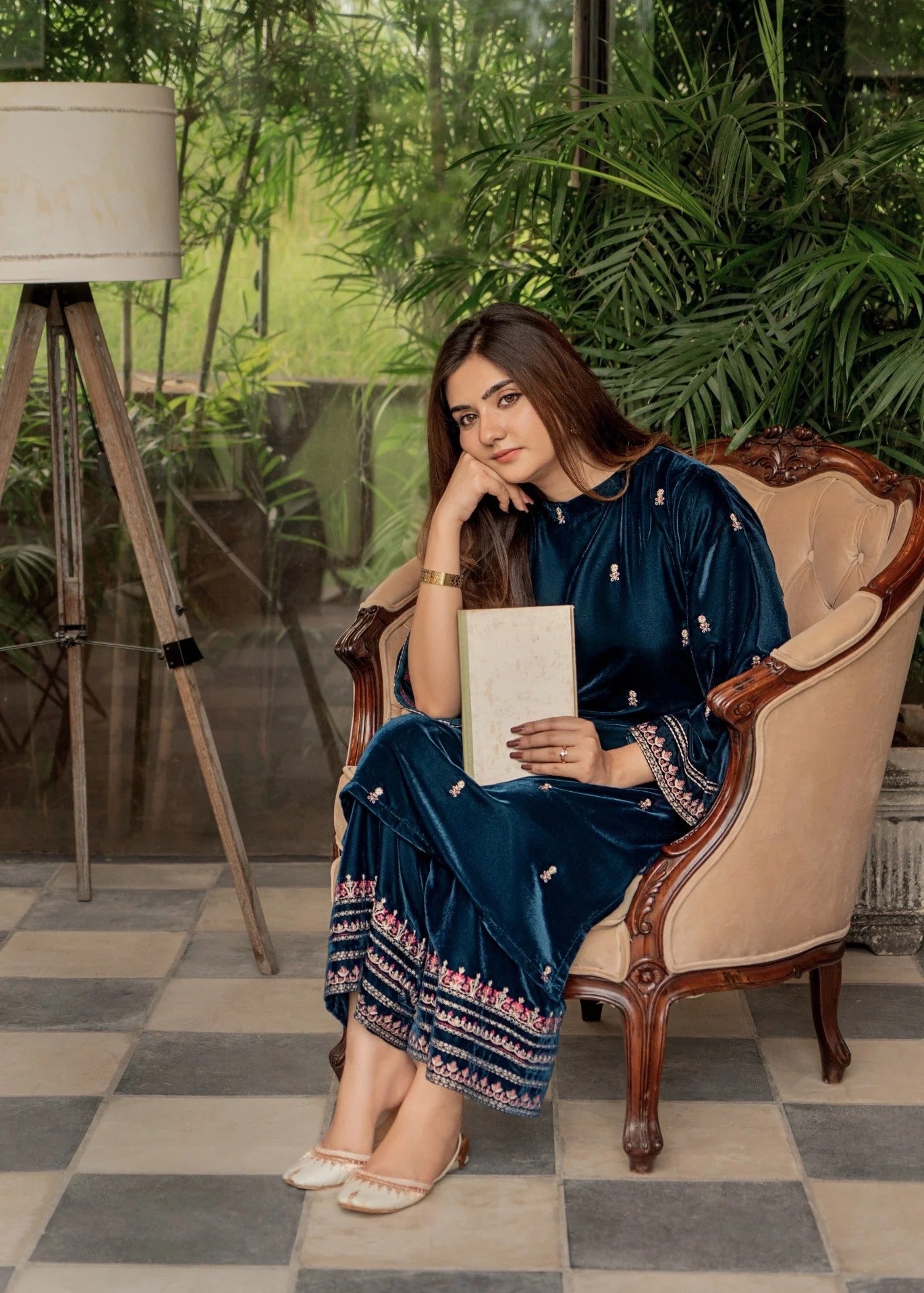 Izzah Velvet 2 Piece